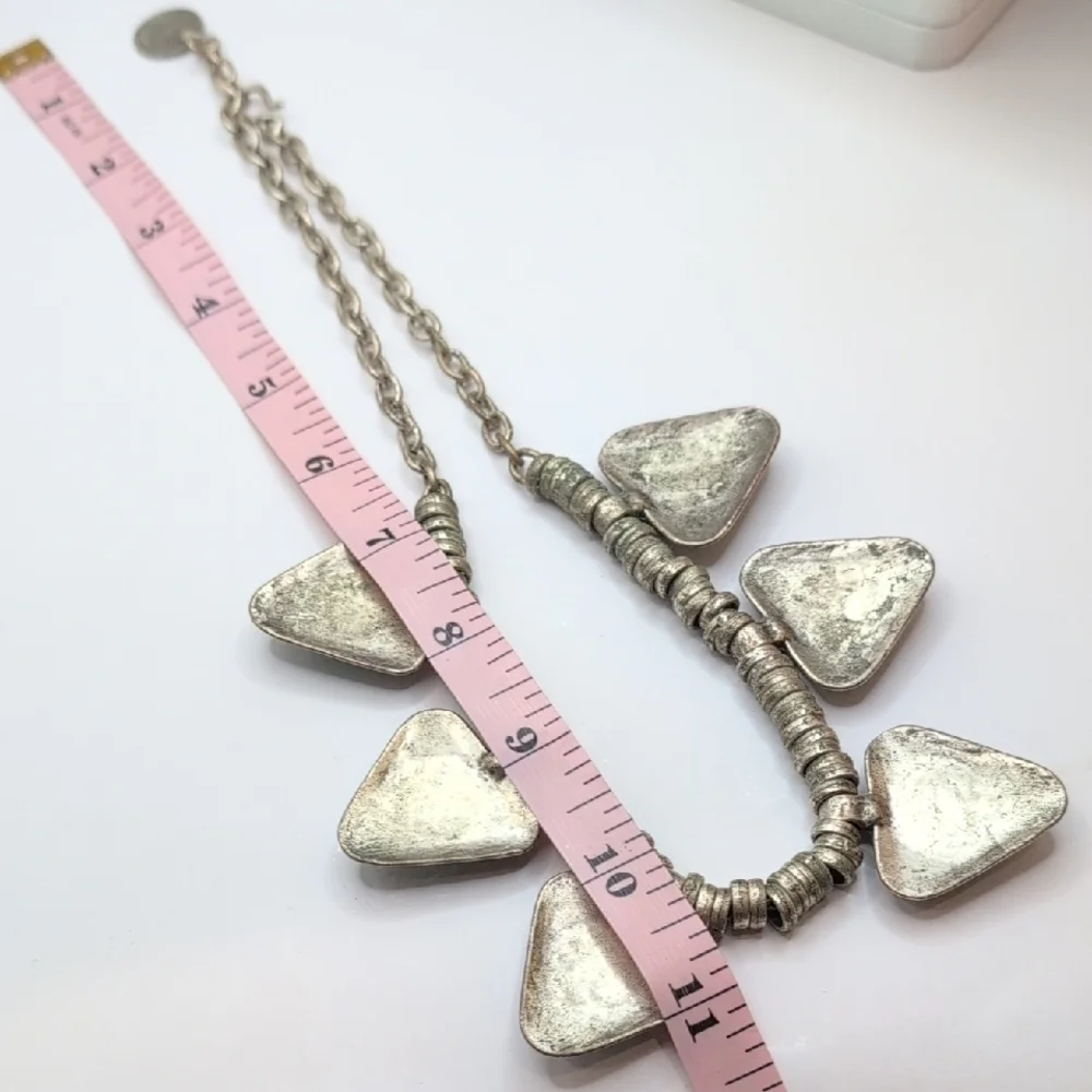 Silver and Blue Necklace with Teardrop Pendants and Vintage Design